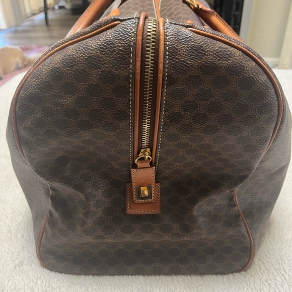 Authentic vintage Celine macadam monogram travel bag. Model: MC98/2 - Picture 10 of 16